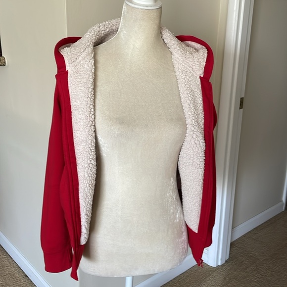 OLD NAVY Girls Jacket, Red with Star Accents and Sherpa Lining. Size 18 - Picture 12 of 13